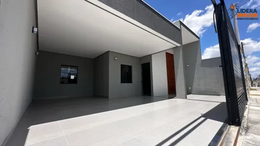 Casa com 3 Quartos à venda, 180m² no Parque Ipê, Feira de Santana