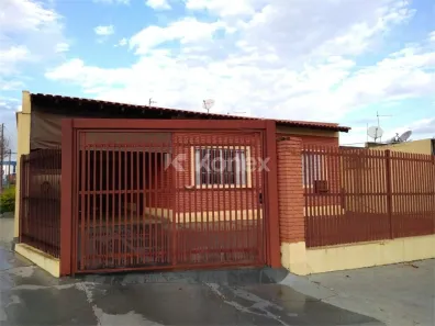 Casa com 2 Quartos à venda, 125m² no Jardim Roberto Selmi Dei, Araraquara