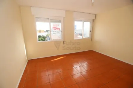 Kitnet com 1 Quarto para alugar, 50m² no Centro, Pelotas