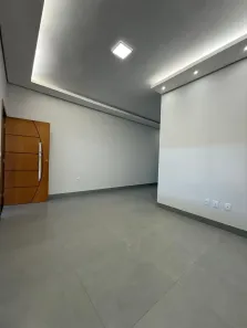 Casa com 2 Quartos à venda, 105m² no Laranjeiras, Uberlândia