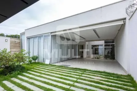 Casa com 3 Quartos à venda, 200m² no Cidade Jardim, Uberlândia