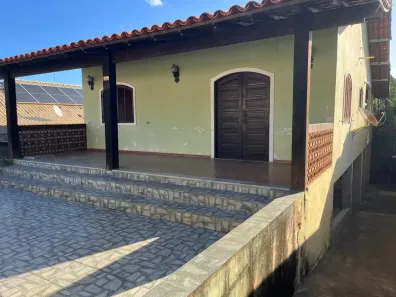 Casa com 3 Quartos à venda, 360m² no Bananeiras, Araruama