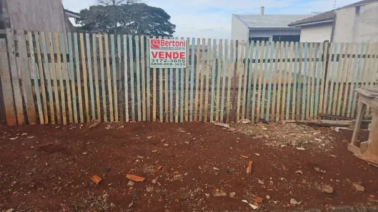 Lote/Terreno à venda, 300m² no Jardim Santo Antônio, Arapongas