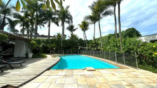 Casa de Condomínio com 5 Quartos à venda, 600m² no Jardim Acapulco, Guarujá