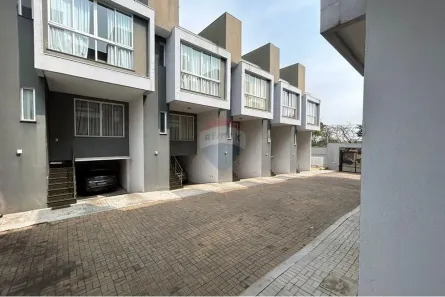 Sobrado com 2 Quartos à venda, 99m² no Porto Meira, Foz do Iguaçu