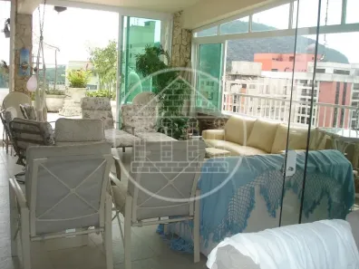 Cobertura com 5 Quartos à venda, 250m² no Pitangueiras, Guarujá