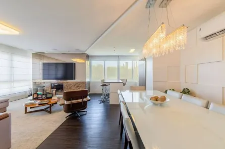 Apartamento com 3 Quartos à venda, 140m² no Três Figueiras, Porto Alegre
