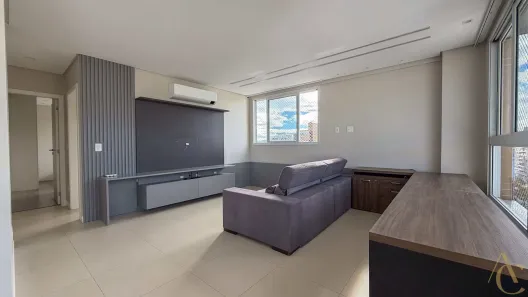 Apartamento com 2 Quartos para alugar, 86m² no Centro, Florianópolis
