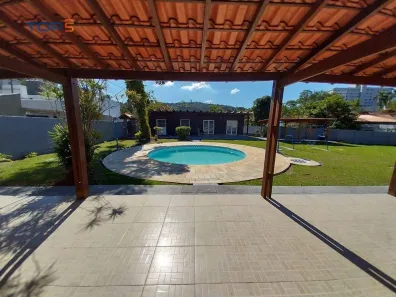 Fazenda/Sítio com 3 Quartos à venda, 230m² no Parque Jardim da Serra, Juiz de Fora