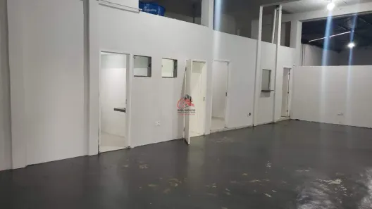 Galpão/Depósito/Armazém para alugar, 430m² no Parque das Américas, Uberaba