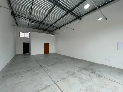 Ponto Comercial para alugar, 100m² no Putim, São José dos Campos