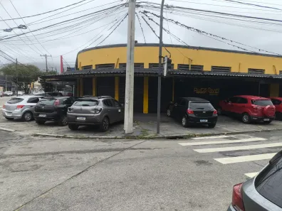 Ponto Comercial para alugar, 750m² no Bangu, Rio de Janeiro