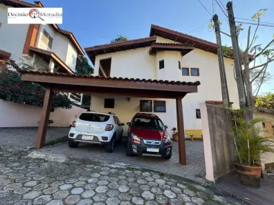 Casa de Condomínio com 5 Quartos à venda, 230m² no Chácara Pavoeiro, Cotia