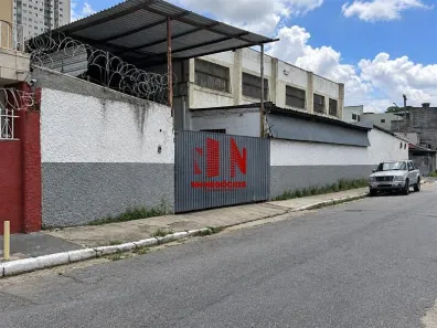 Galpão/Depósito/Armazém para alugar, 700m² no Vila Palmeiras, São Paulo