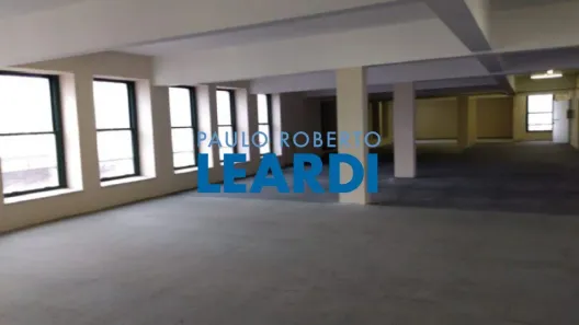 Sala Comercial para alugar, 844m² no República, São Paulo