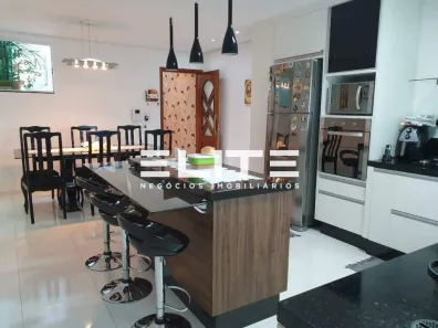 Sobrado com 3 Quartos à venda, 240m² no Vila Metalúrgica, Santo André