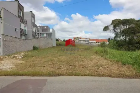 Lote/Terreno à venda, 600m² no Uberaba, Curitiba