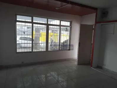 Casa com 4 Quartos para alugar, 200m² no Vila Azevedo, São Paulo