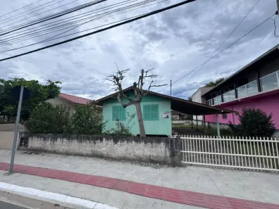 Lote/Terreno à venda, 325m² no Meia Praia, Navegantes