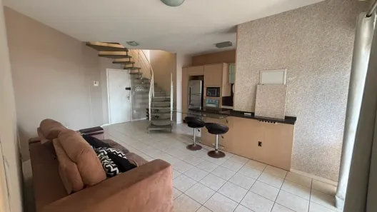Cobertura com 3 Quartos para alugar, 144m² no Itacorubi, Florianópolis