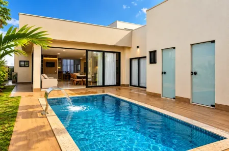 Casa com 4 Quartos para alugar, 256m² no Loteamento Portal do Sol I, Goiânia