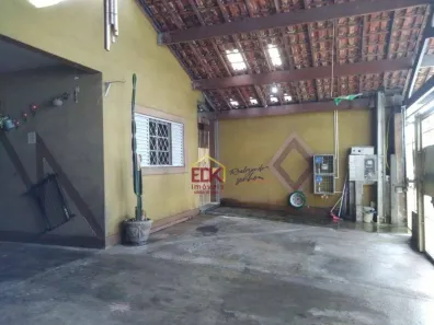 Casa com 3 Quartos à venda, 270m² no Jardim Veneza, São José dos Campos