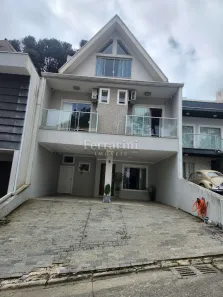 Casa de Condomínio com 3 Quartos à venda, 238m² no Portão, Curitiba