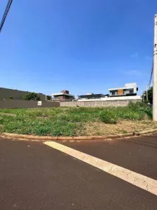 Lote/Terreno à venda, 371m² no Jardim Cybelli, Ribeirão Preto