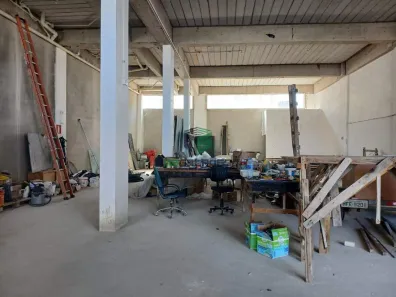 Ponto Comercial para alugar, 250m² no Cabral, Contagem