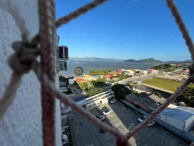 Apartamento com 2 Quartos à venda, 55m² no Praia de Fora, Palhoça