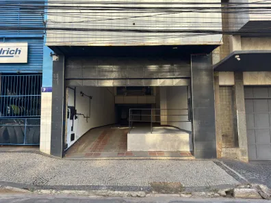 Ponto Comercial para alugar, 268m² no São Mateus, Juiz de Fora