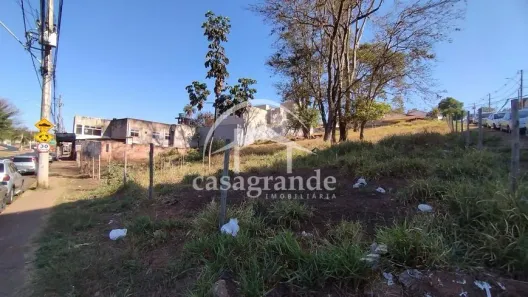 Casa com 1 Quarto à venda, 2175m² no Cidade Jardim, Uberlândia