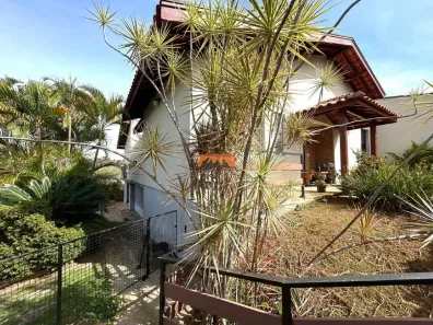 Casa com 3 Quartos à venda, 235m² no Cidade Universitária, Campinas