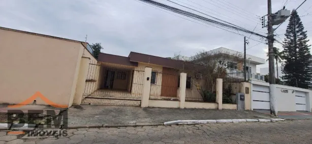 Casa com 3 Quartos à venda, 190m² no São Judas, Itajaí