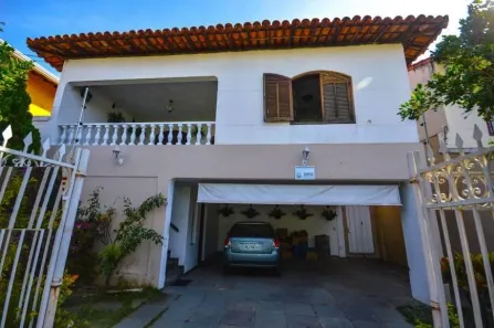 Casa com 3 Quartos à venda, 233m² no Santa Amélia, Belo Horizonte