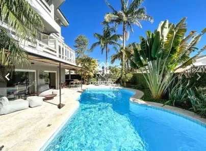 Casa de Condomínio com 3 Quartos à venda, 450m² no Alphaville, Santana de Parnaíba
