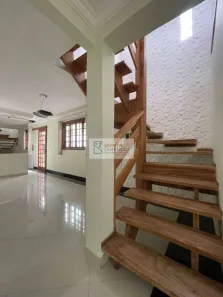 Sobrado com 3 Quartos à venda, 196m² no Jardim Paraíso, Cruzeiro