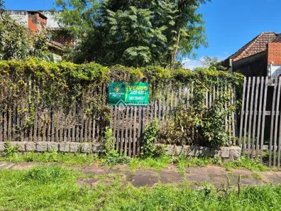 Lote/Terreno à venda, 300m² no Jardim São Pedro, Porto Alegre