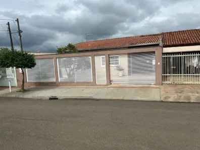 Casa com 3 Quartos à venda, 169m² no Aragarça, Londrina