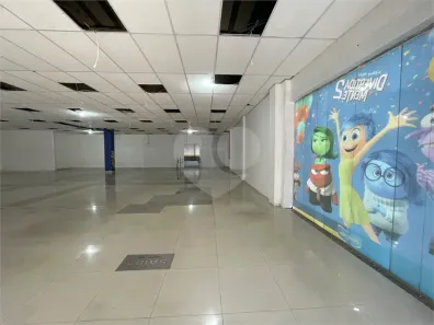 Ponto Comercial para alugar, 600m² no Vila Azevedo, São Paulo