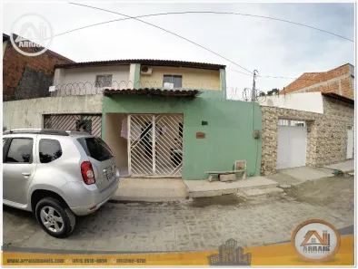 Casa com 2 Quartos à venda, 77m² no Maraponga, Fortaleza