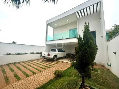 Sobrado com 4 Quartos à venda, 300m² no Jardim Santa Emília, Campo Grande