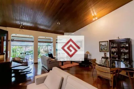 Sobrado com 3 Quartos para alugar, 350m² no Campestre, Santo André