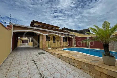 Casa com 3 Quartos à venda, 222m² no Josedy, Peruíbe