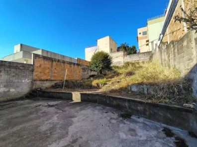 Lote/Terreno à venda, 137m² no Barreiro, Belo Horizonte