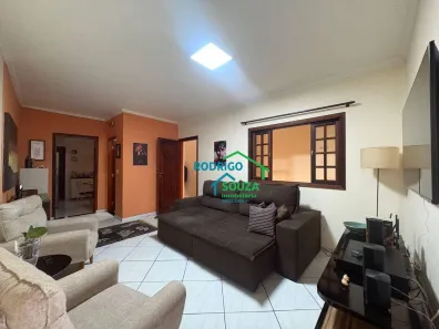 Casa com 3 Quartos à venda, 125m² no Jardim Ana Estela, Carapicuíba