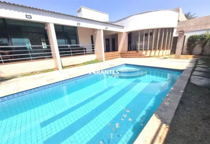 Casa com 3 Quartos à venda, 332m² no Jardim Karaíba, Uberlândia