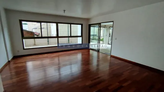 Apartamento com 3 Quartos para alugar, 160m² no Vila Madalena, São Paulo