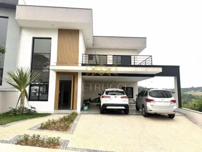 Sobrado com 4 Quartos à venda, 234m² no Chácaras Alpina, Valinhos