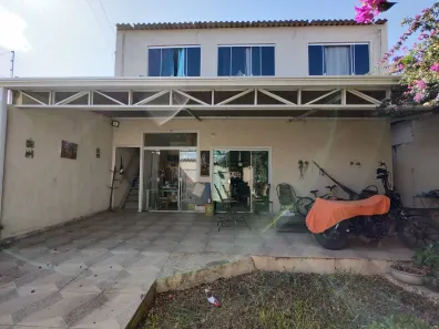 Casa com 4 Quartos à venda, 200m² no Arapoanga, Brasília